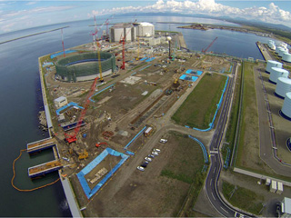 LNG基地増設工事の様子　2015年9月14日撮影